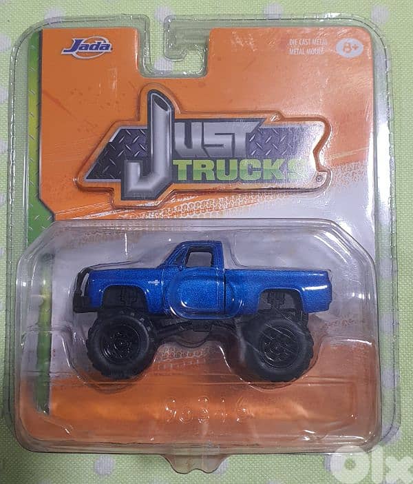 Chevrolet Cehcy C10 Truck Diecast 0