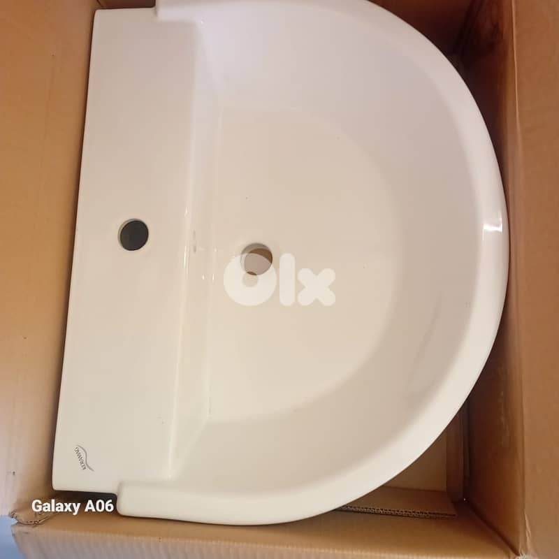 Brand New Keramag Sinks and Toilets - Full Bathroom Fixtures مغاسل ومر 3
