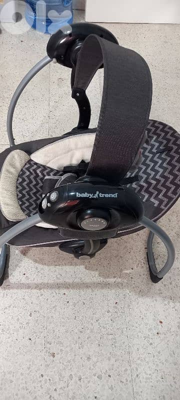 bed , car seats and stroller 3