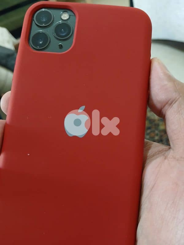 ايفون 11pro max شاشه اصليه فيس،شغال مغير بطاريه ومجمرك 3