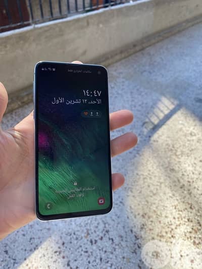 سامسونج اس ١٠اي.        s10e