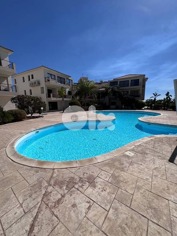 2 bedroom apartment for sale in larnacaشقة للبيع في قبرص 0