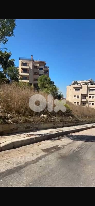 1000m land zone 40/120 5 Floor Building Sale Bhamdoun Mhatta AUST 2