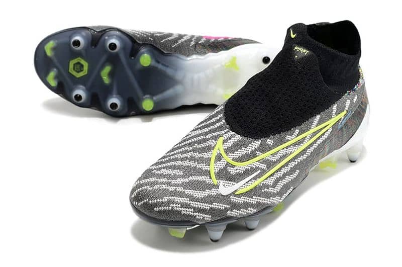 football shoes original nike w adidas w puma احذية كرة القدم 1