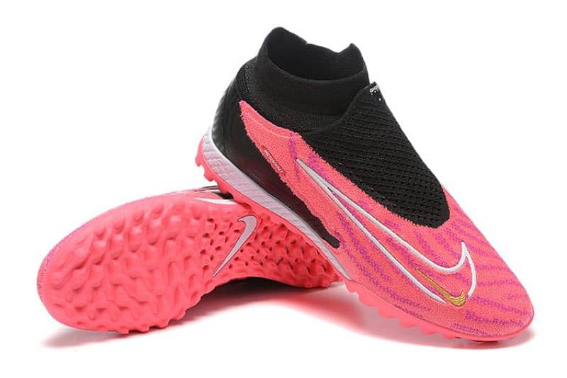 football shoes original nike w adidas w puma احذية كرة القدم 3