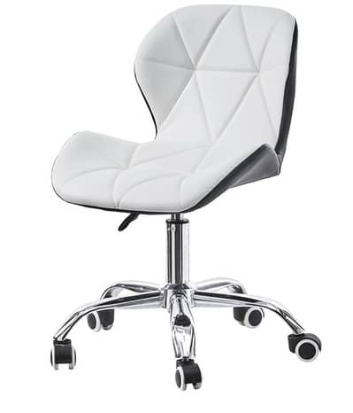 Taimi Ergonomic Office Chair – White & Black Faux Leather Design