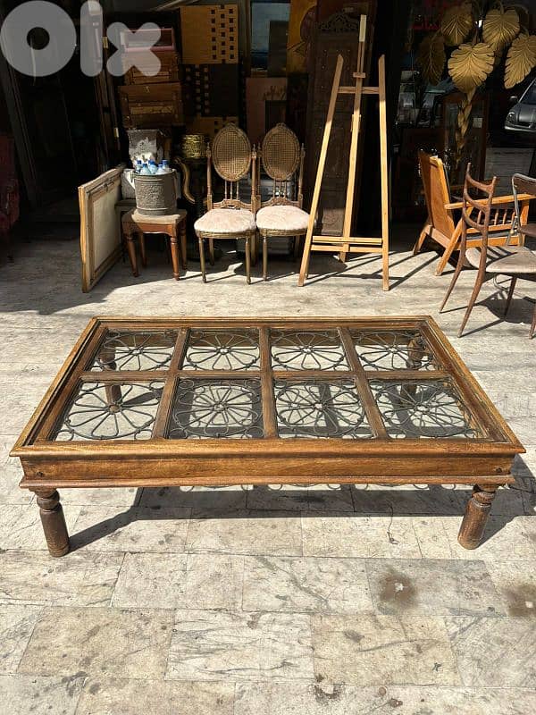 table salon 150cmx90cmطاولة وسط انتيك خشب قطراني حجم كبير 1