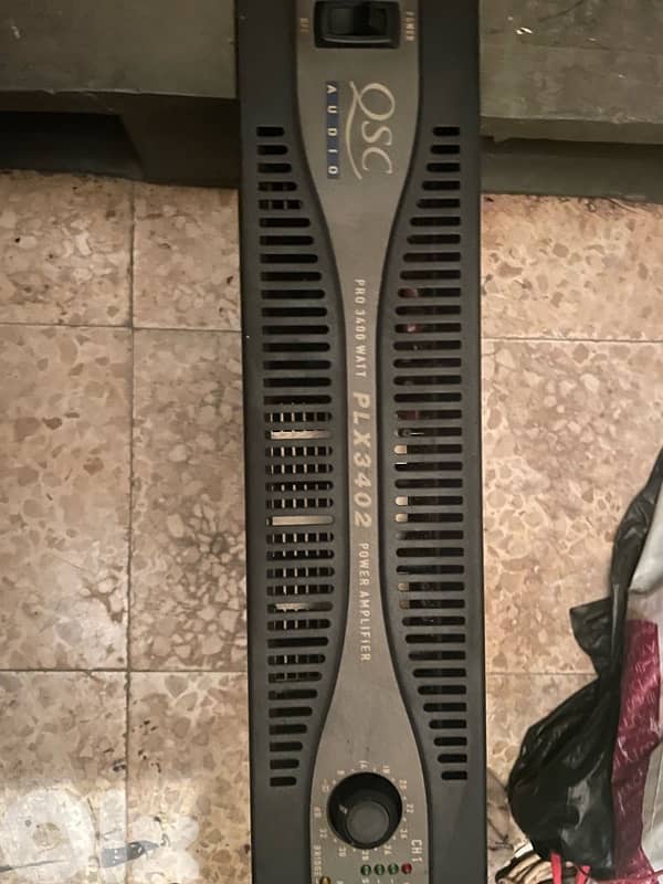 QSC amplifier 3