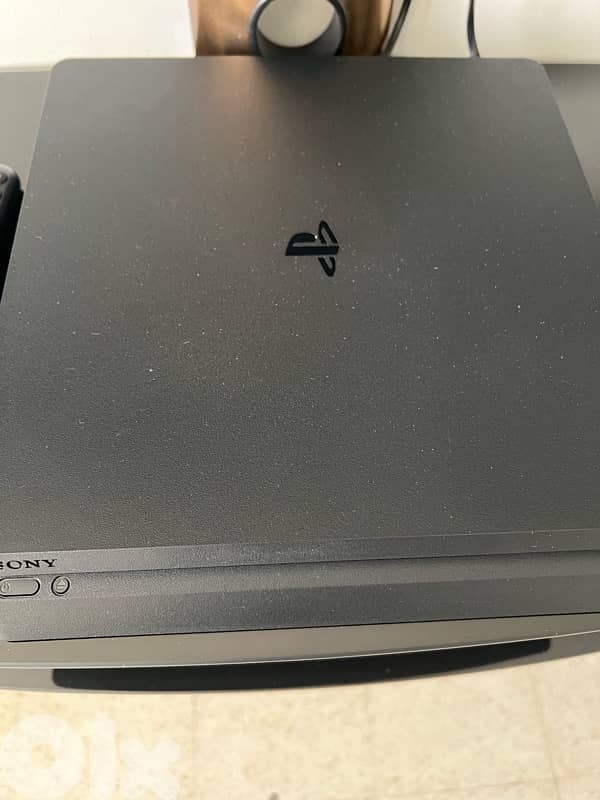 playstation 4 slim 4k used only 2 times 0