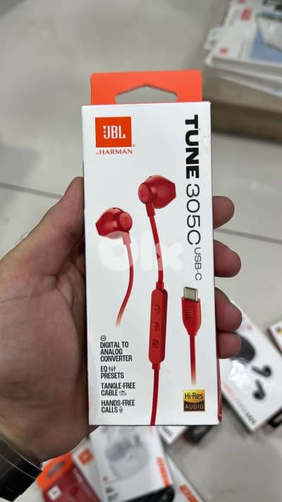 Jbl tune 305 usb-c wired earphones red