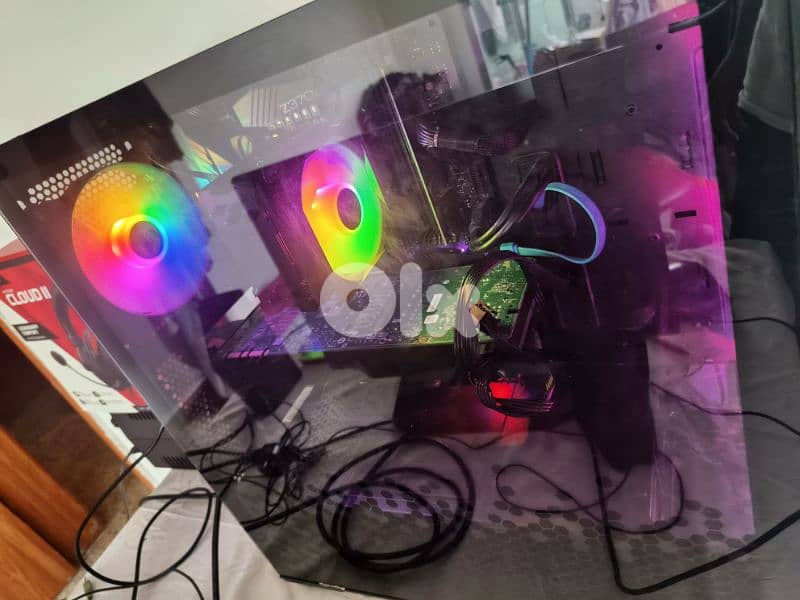 Gaming Setup with RGB Case – Great Performance! 3