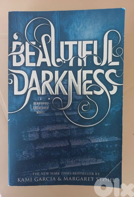Beautiful Darkness novel by:Kami Garcia & Margaret Stohl 0
