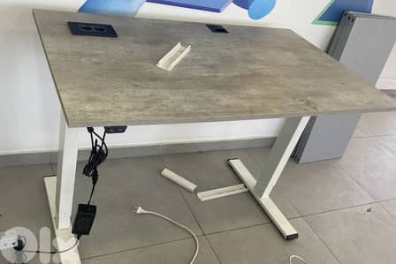 standing desk for gaming or office