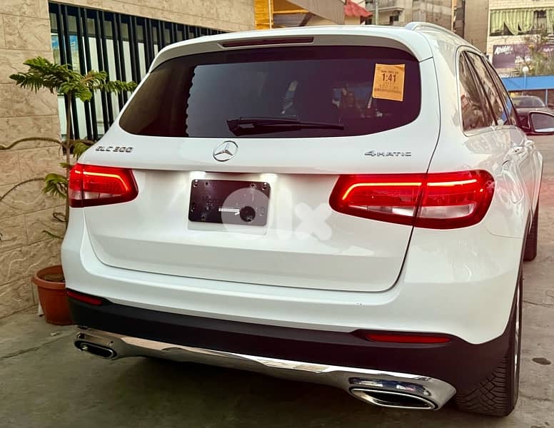 Mercedes GLC 300  4matic 2017 Clean carfax 0