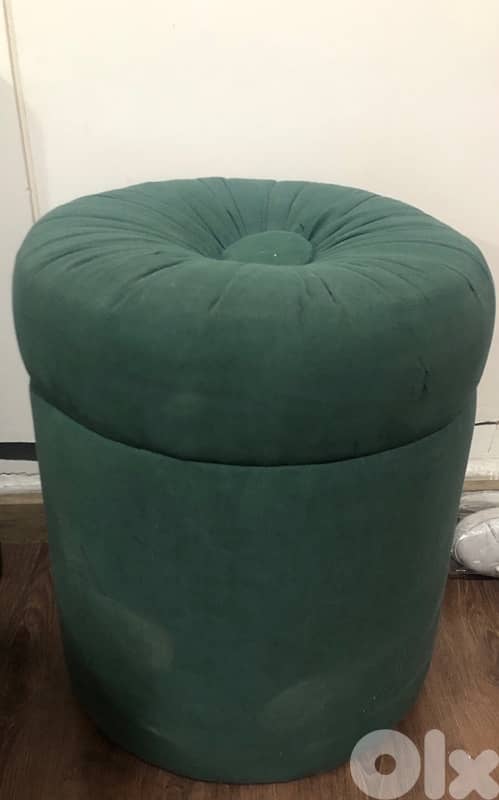 Bedroom Chair 0