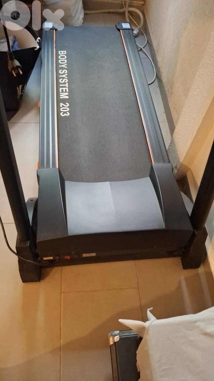 "BODY SYSTEM 203 Treadmill – Excellent Condition, Home Use Only 2