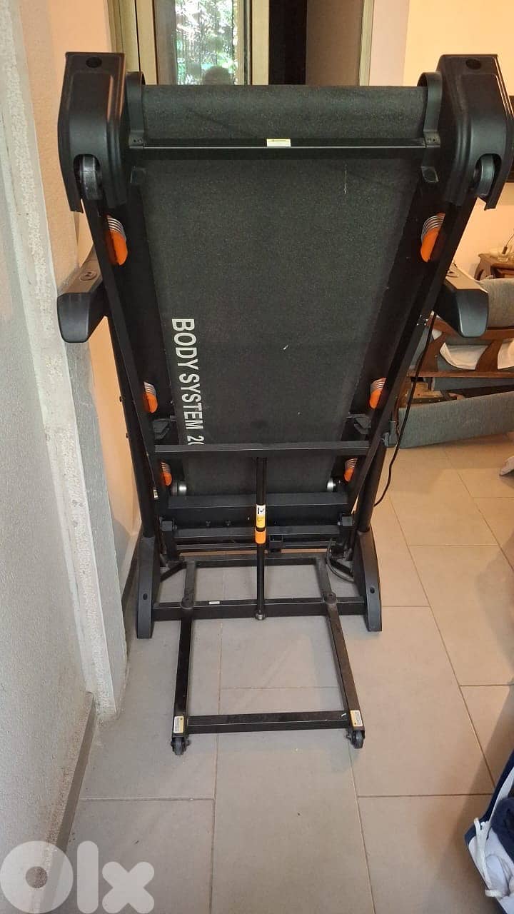"BODY SYSTEM 203 Treadmill – Excellent Condition, Home Use Only 5