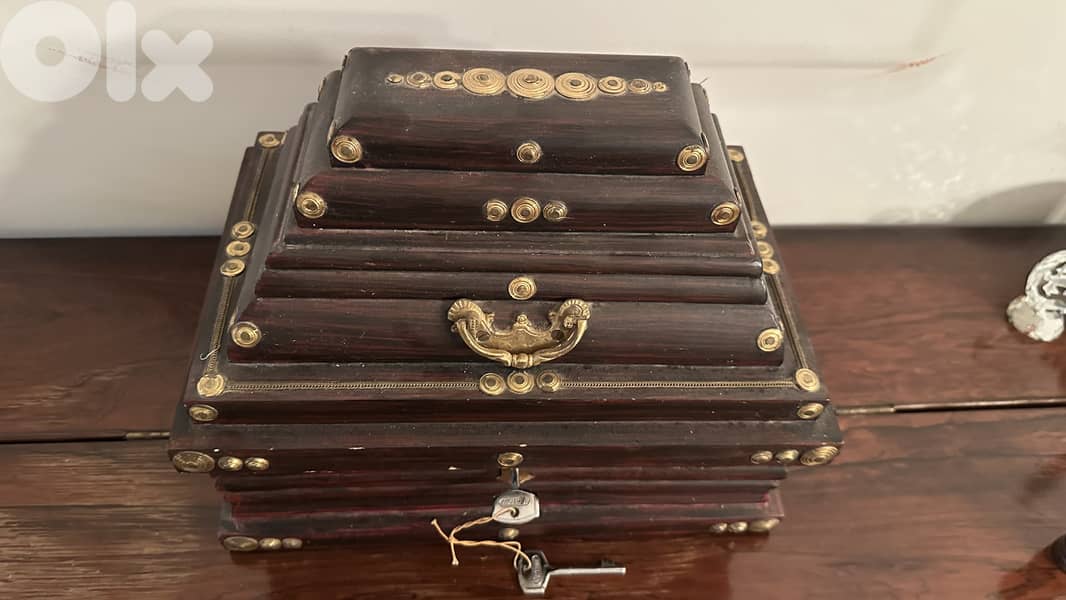 Jewelry box 0