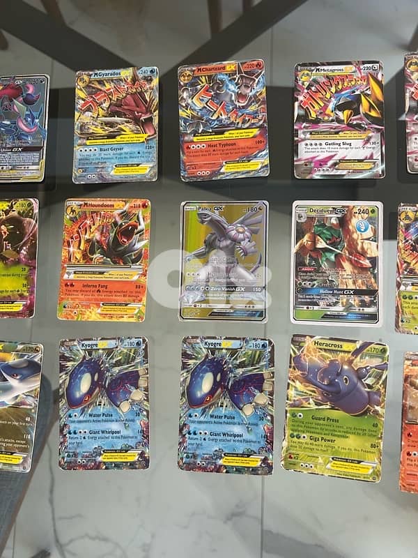 a bunch of pokemon cards (GX,EX,V) 3