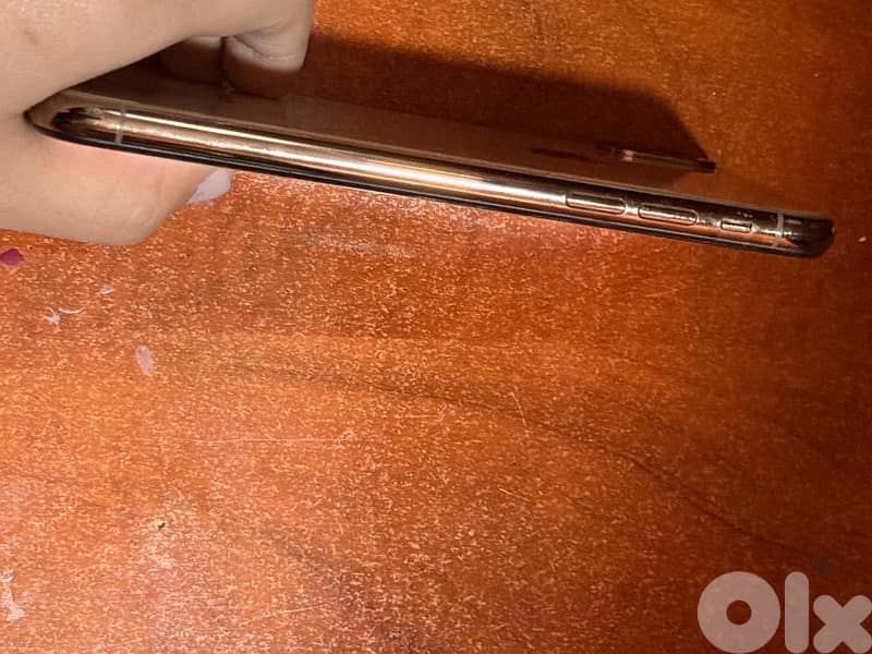 iphone XS Rose Gold 3