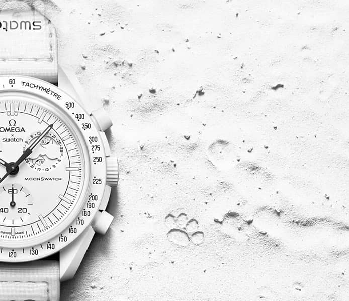 Swatch X Omega Watch Mission to the Moonphase Snoopy White Brand New 3