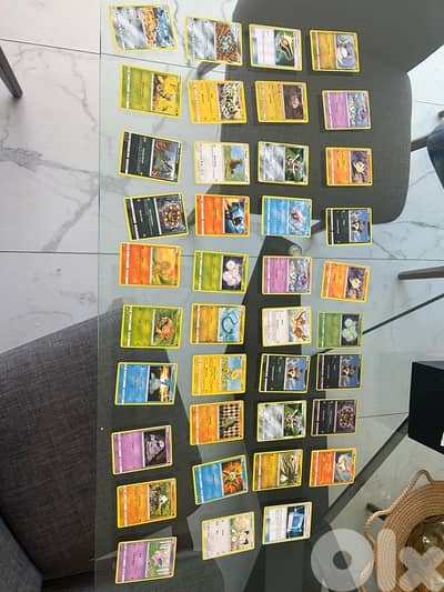 39 bundle of pokemon cards