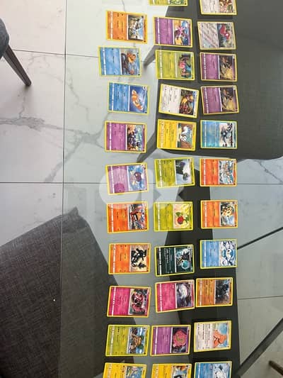 34 pokemon 2018 cards bundle