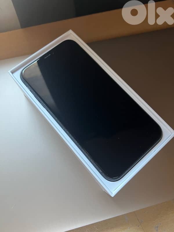 iPhone 11 Black 64GB for Sale 1