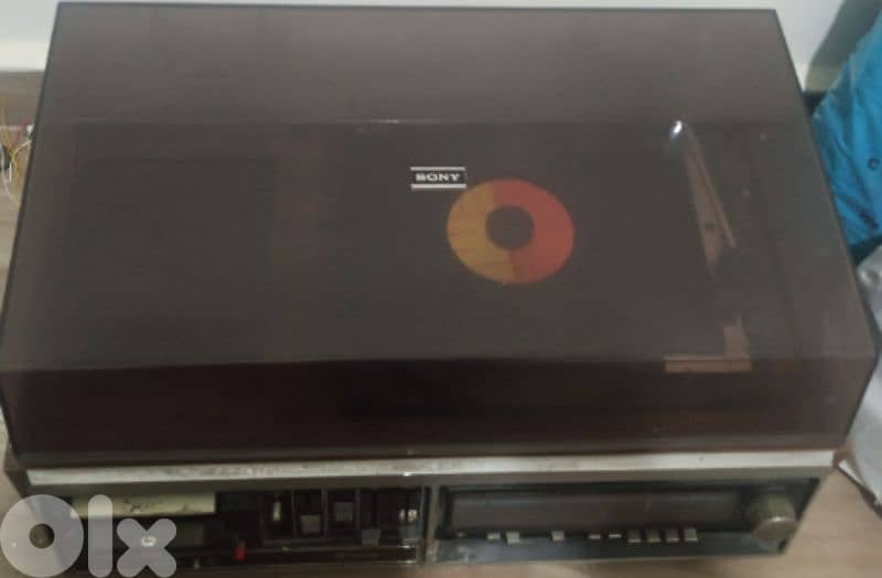 antique Sony stereo 0