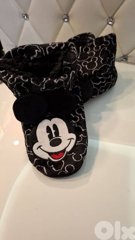 women's slippers 0