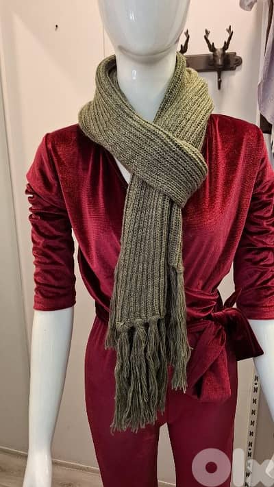 women's scarf