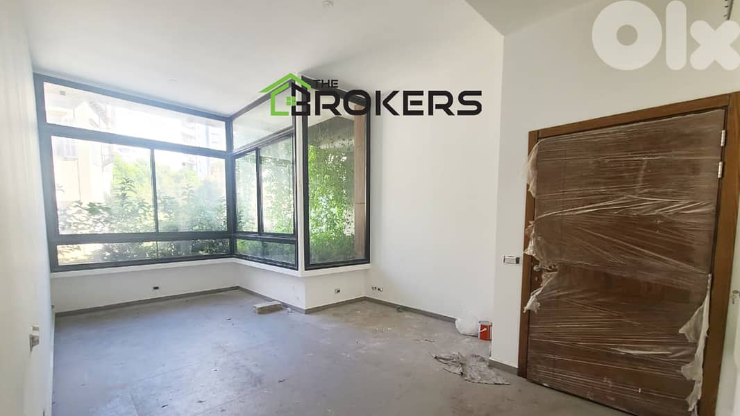 Apartment for Sale in Achrafieh شقة للبيع في الأشرفية 0