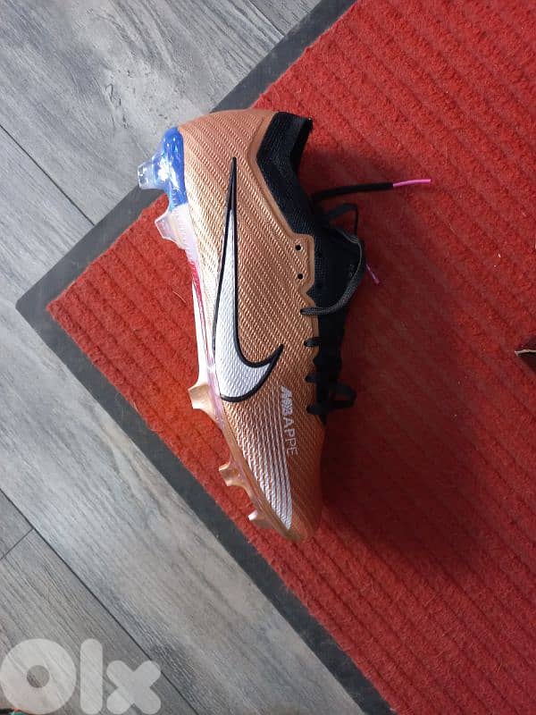 football shoes original nike w adidas w puma احذية كرة قدم فوتبول 6