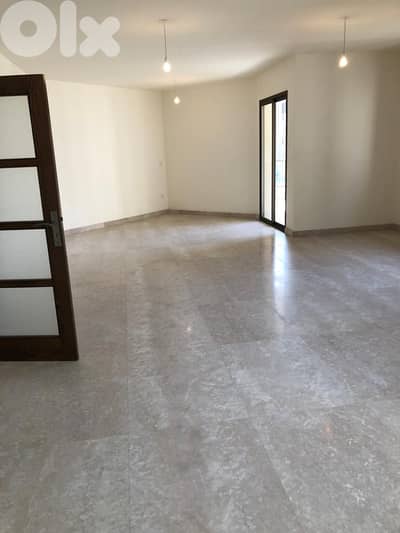 SPACIOUS APARTMENT IN HAMRA PRIME (220SQ) 3 BEDROOMS , (HA-117)