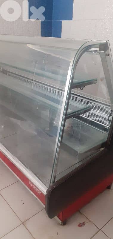 براد كاتو arneg ايطالي للبيع بحالة ممتازة Refrigerator