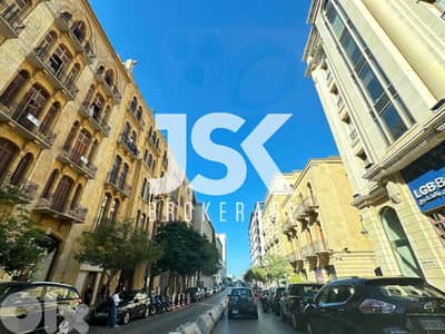 L19424 - Apartment For Sale in a High-End Building in Down Town