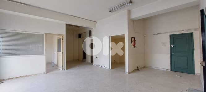 Warehouse for rent in Sin El Fil مستودع للإيجار في سن الفيل