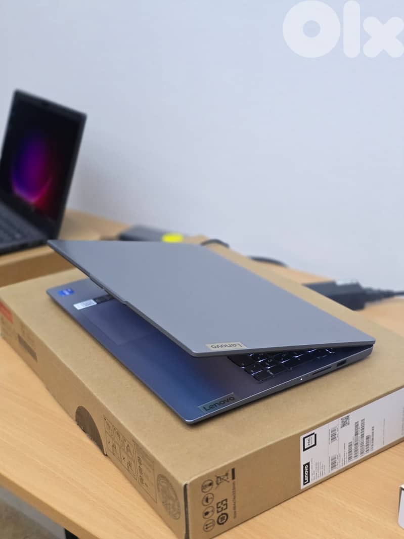Laptop Lenovo IdeaPad Slim 3 2