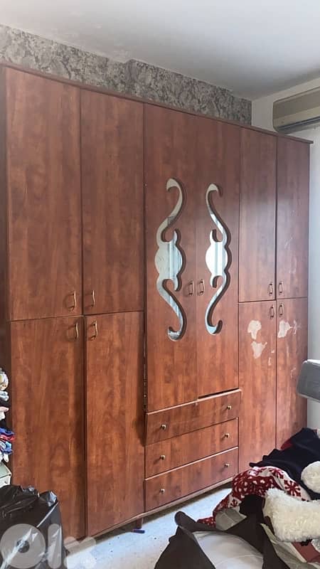 closet خزانة 0