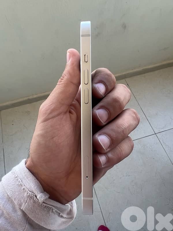 iPhone 13 5