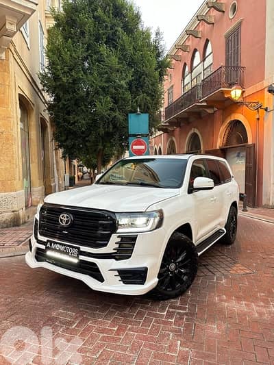 Toyota Land Cruiser 2011