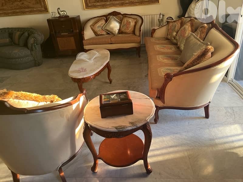 custom made Italian living room 0