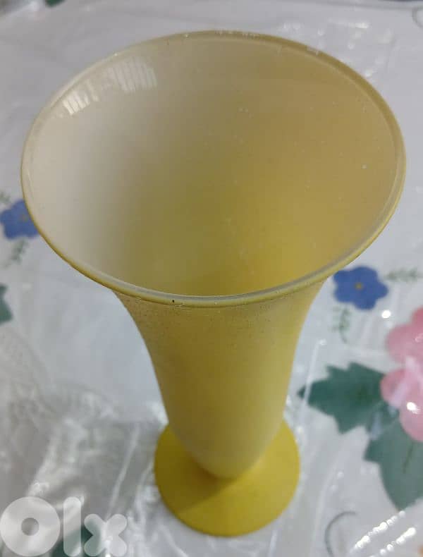 glass vase 1