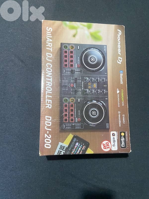 DDJ - 200 2