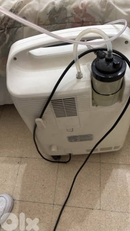 Oxygen concentrator- مكنة اوكسيجين 2