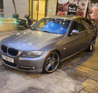 BMW 3-Series 2011