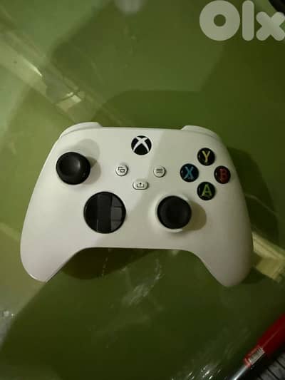 Xbox controller 25$