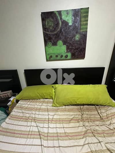 bedroom like new  غرفة نوم مستعملة ٦ اسهر فقط