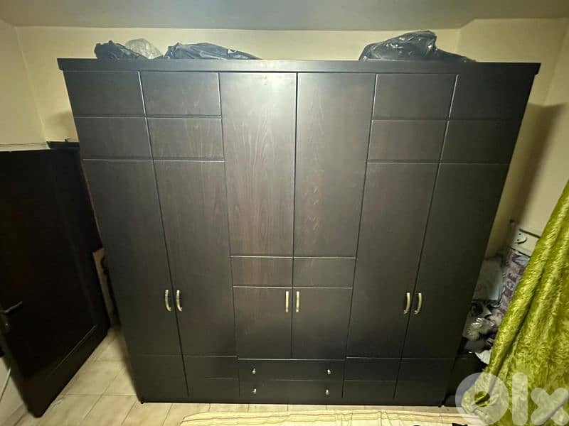 bedroom like new  غرفة نوم مستعملة ٦ اشهر فقط 1