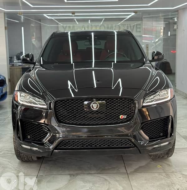 Jaguar F-Pace 2017 0